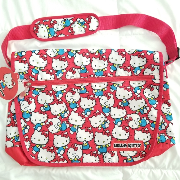 Hello Kitty Handbags - NWT Hello Kitty Laptop Bag